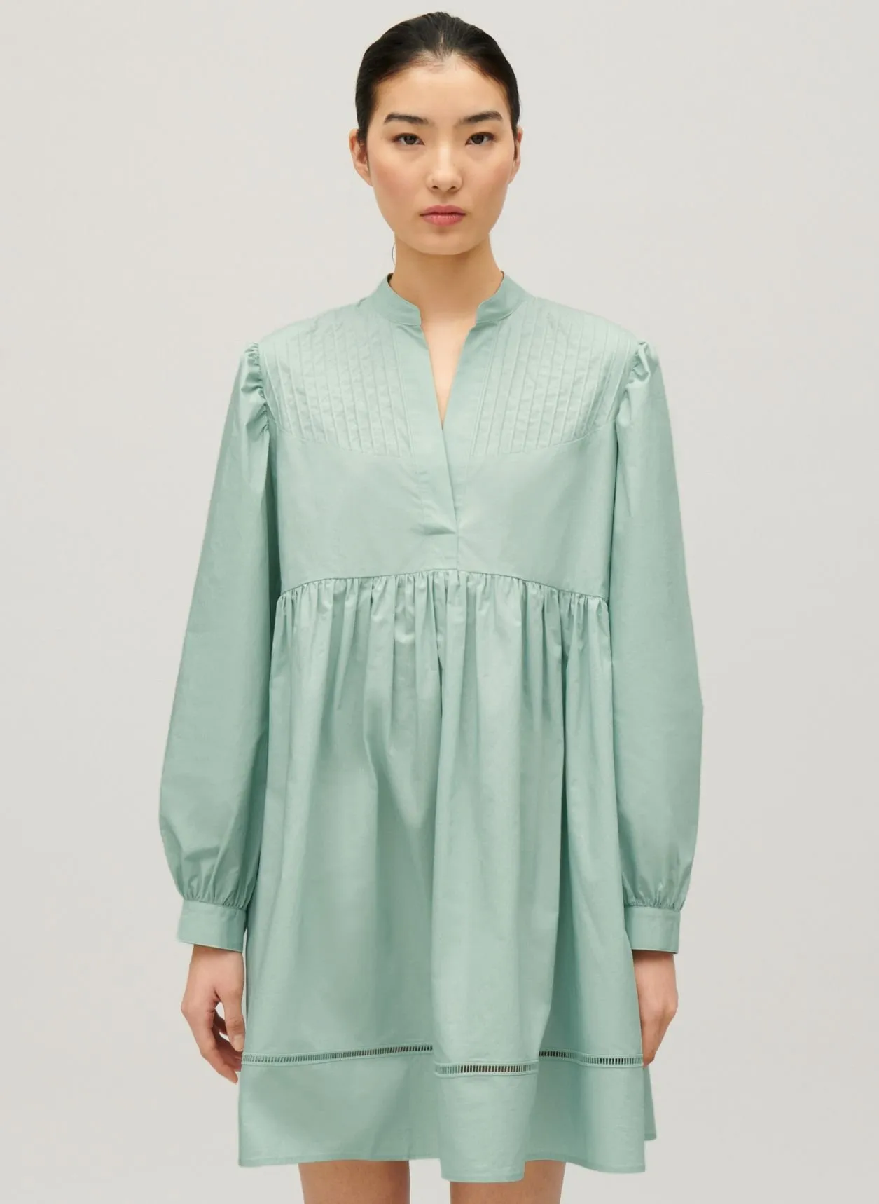CLAUDIE PIERLOT  Robe courte col mao en coton - Vert