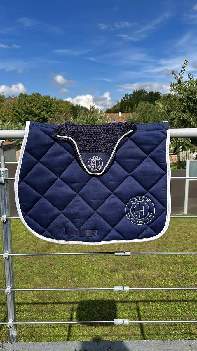 ensemble tapis + bonnet Arion