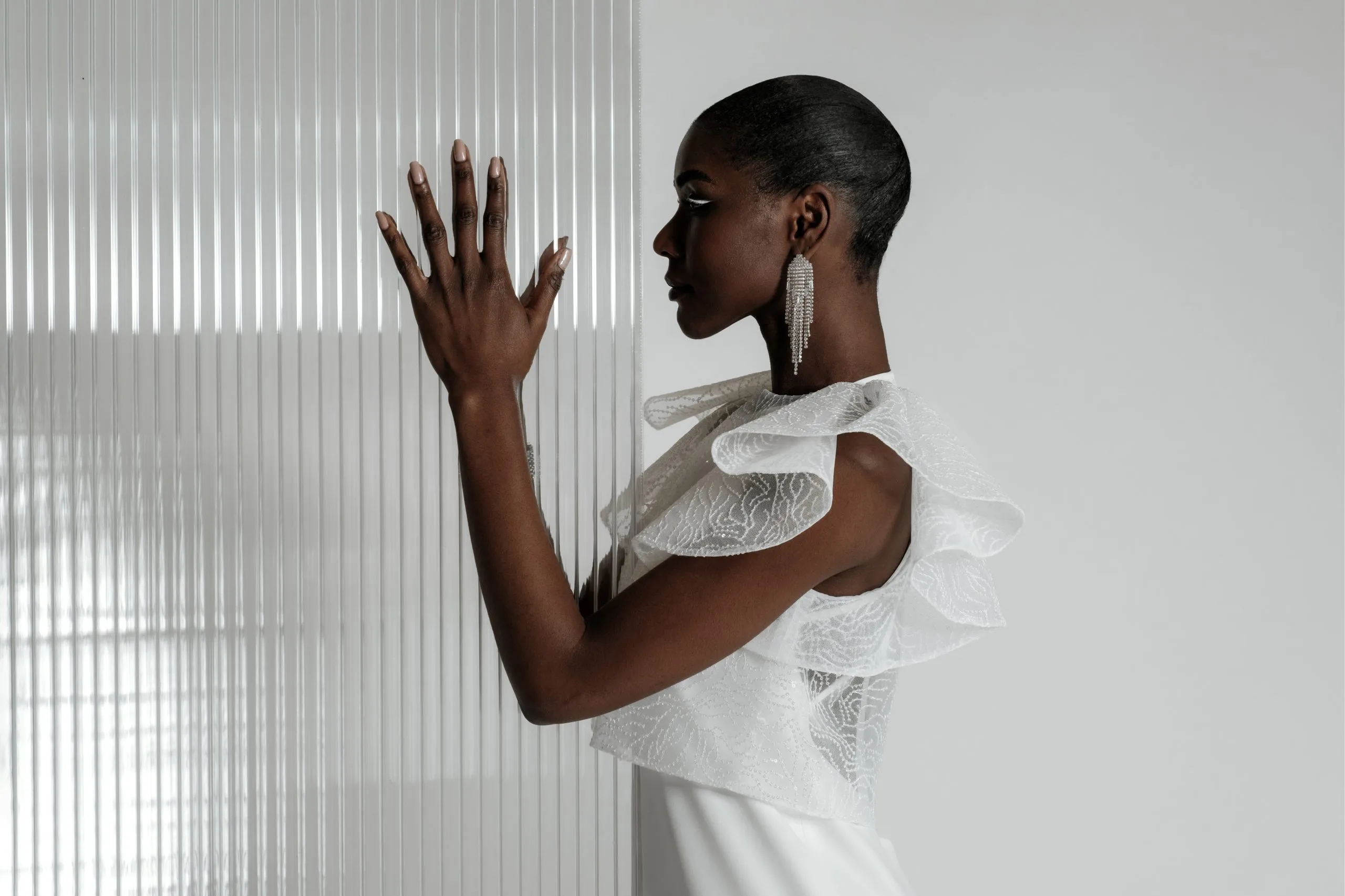 EVE – Robe de mariée longue encolure américaine